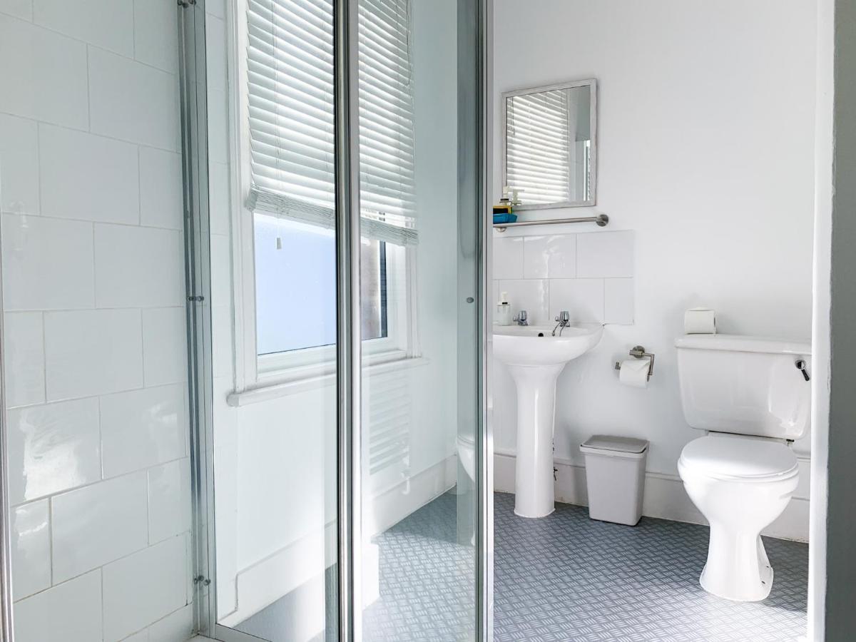 Love Lane - Cosy & Modern City Centre Guest Suite Canterbury Bagian luar foto